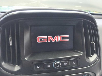 Info-GPS-TV Screen Display Only Fits 19-22 SILVERADO 1500 PICKUP 781837