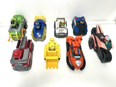 Spin Master Paw Patrol Figuren X8 / Fahrzeuge X8 Konvolut Spielzeug zwei Transform selten