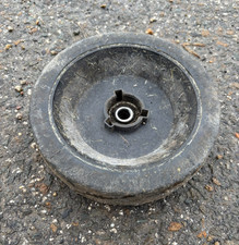 QUALCAST XSZ51A-SD PETROL LAWN MOWER FRONT WHEEL X 1