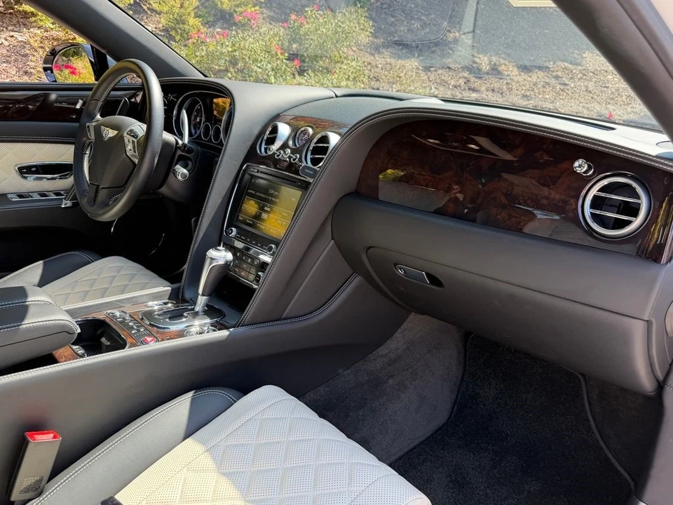 2018 Bentley Flying Spur V8 S V8 S - Image 3 of 4