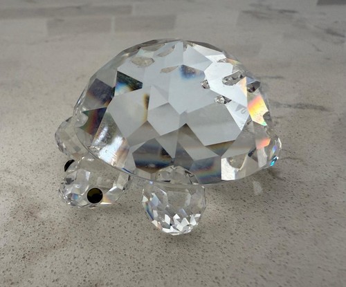 VINTAGE SIGNED SWAROVSKI CRYSTAL 2 1/4" LONG TURTLE FIGURINE w/ GREEN EYES - Picture 3 of 11