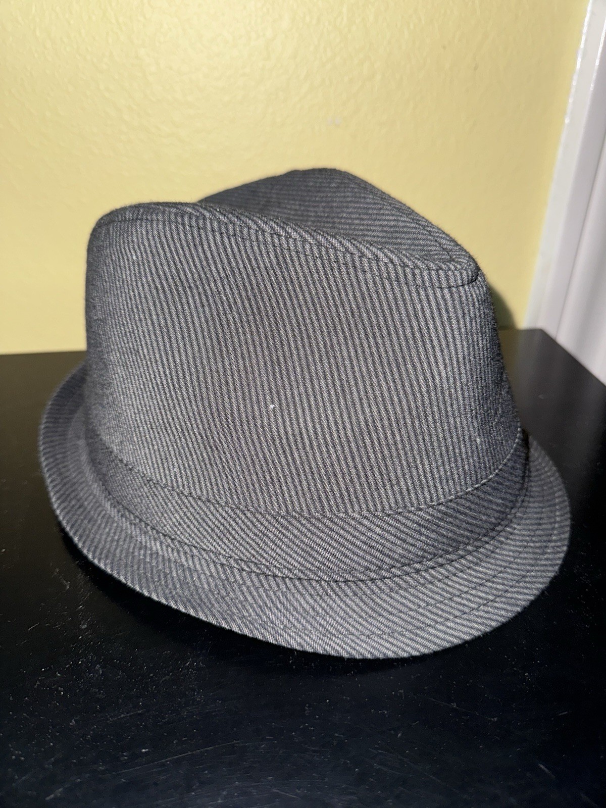 Stylish Classic Fedora Hat for Men and Women-image