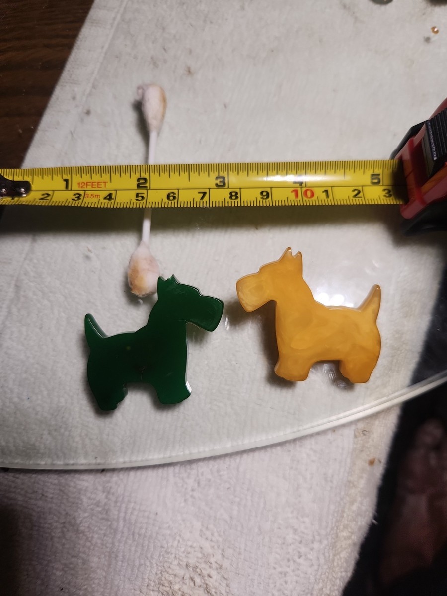 Vintage Bakelite Scottie Pins. Dark Green And Heavily Marbled Butterscotch View 2