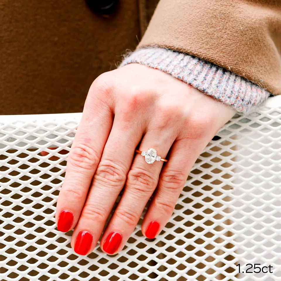 Wedding Diamond Ring Lab Grown Oval 1.9 Ct IGI Certified 18k Yellow Gold Size 7 - Image 4 of 4