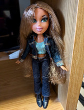 MGA Entertainment Fashion Doll Brown Hair Green Eyes Denim Outfit + Accessories