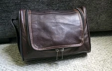 Links & Kings Premium Brown Leather Travel Caddy Toiletry Capsule Dopp Bag Kitt