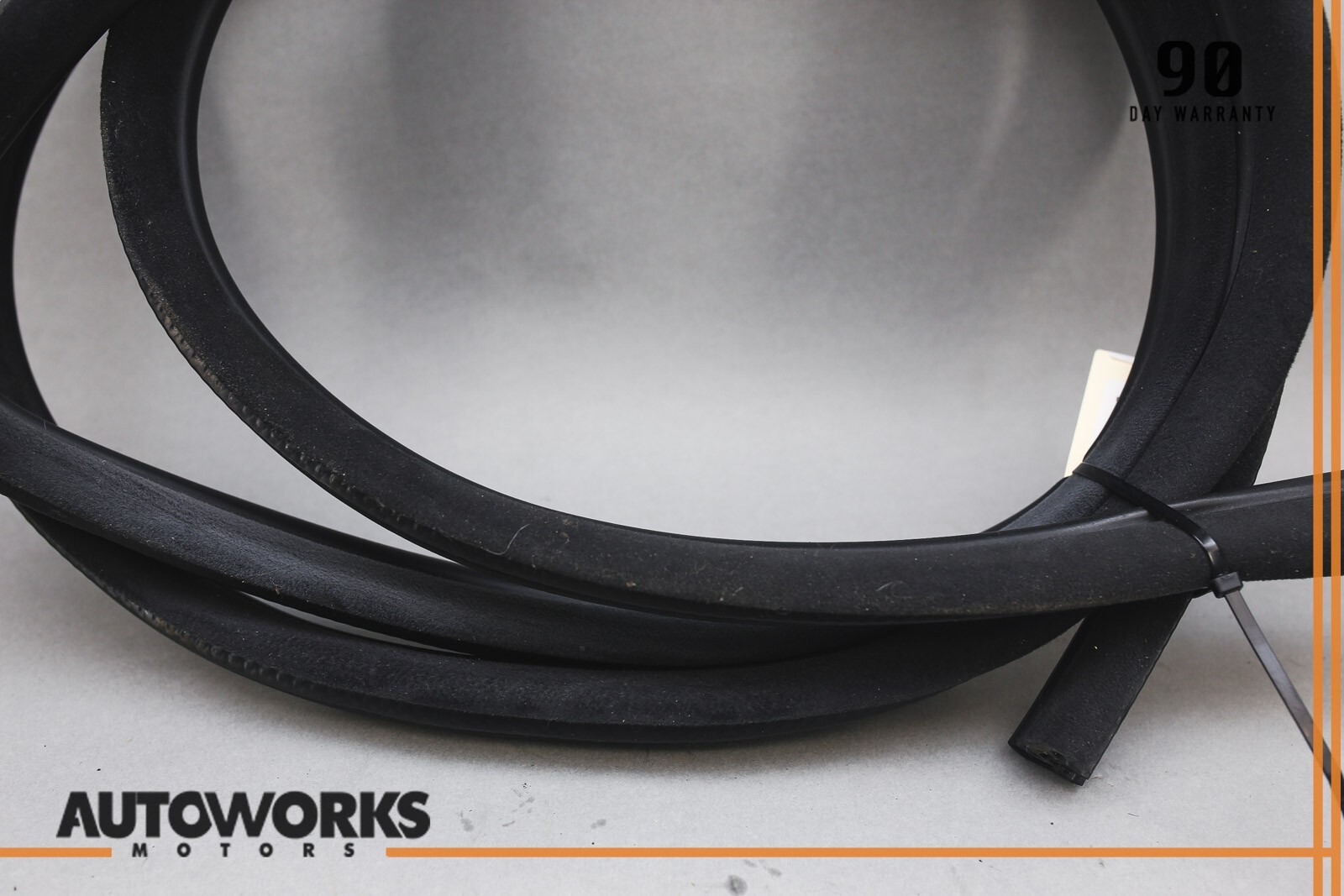 04-08 Maserati Quattroporte M139 Front Left Door Weatherstrip Rubber Seal OEM