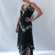 BEAUTIFUL R&M Richards NWT asymmetric black dress • floral embroidery • 10/12