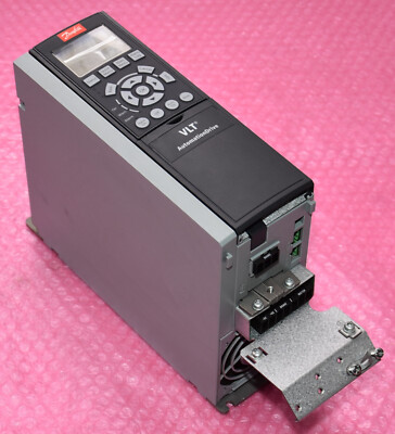 Danfoss VLT AutomationDrive / FC-302PK37T5E20H1XG / 131B0033 / Frequenzumformer