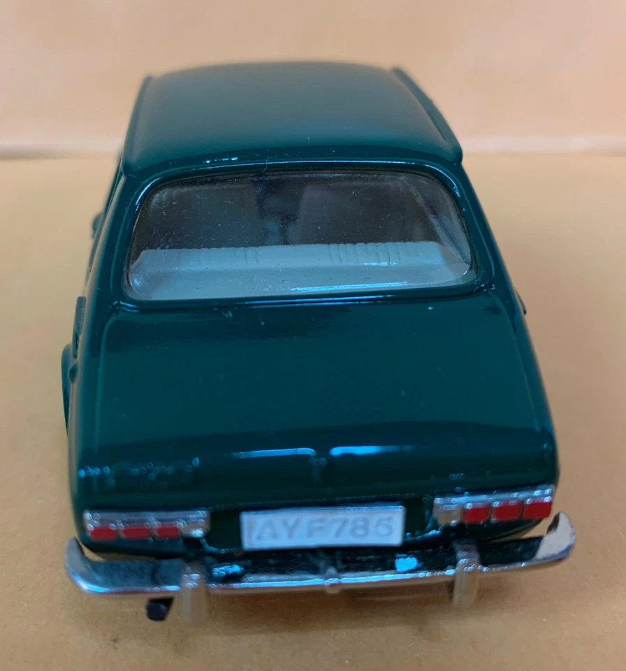 92270 ROBEDDIE MODELS 1/43 - nr 3 - Saab 99 - 1969 Verde - Immagine 3 di 4