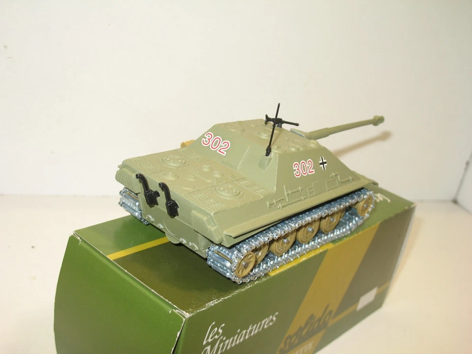 SOLIDO, Carro Armato Tedesco JAGDPANTHER Completo - Immagine 2 di 3