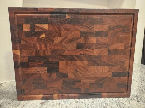 Walnut end grain cutting board 17x13x1.25