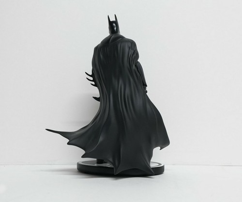 DC Collectibles Batman Black White Statue Dave Cortes Arkham Asylum NEW MIB - Picture 8 of 10