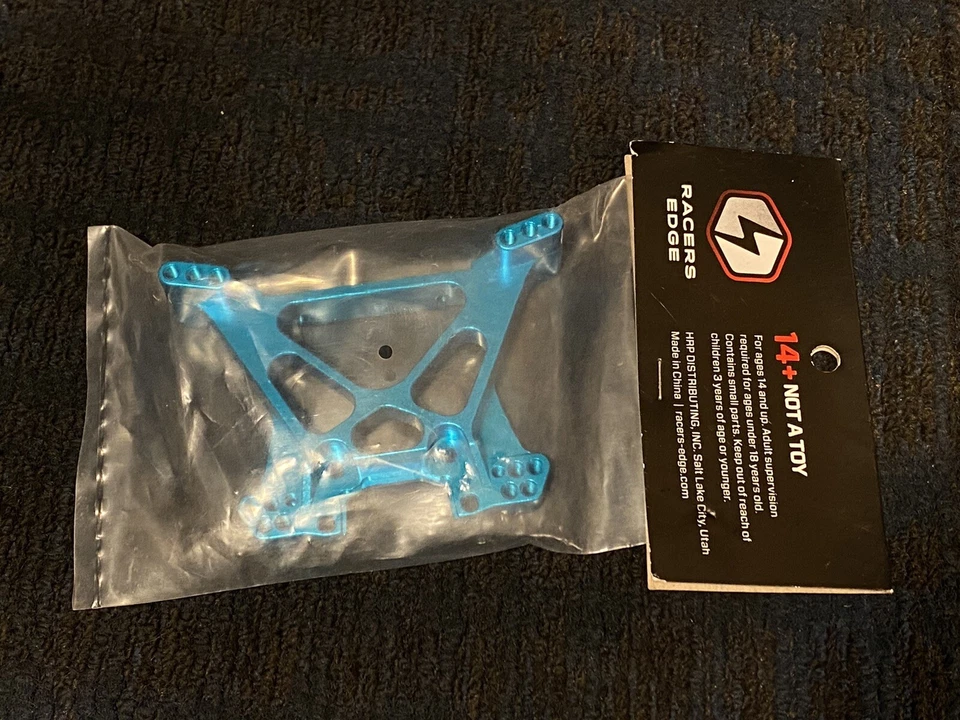 Torre de choque traseira Traxxas Slash 4x4 Racers Edge RCE1843BL Slash 4WD alumínio azul - Imagem 2 de 2