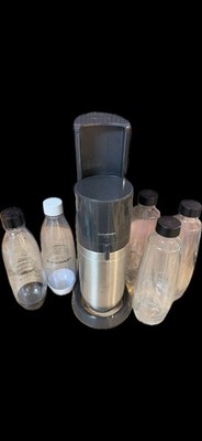 SodaStream Duo Titan Wassersprudler, 3 Glas- u 2 Plastikflaschen, sehr gut TOP