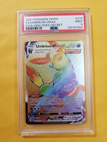 Pokémon Umbreon VMAX Secret Rare Holo 214/203 Evolving Skies PSA 9 2021