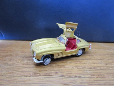 1/87 HO Scale Wiking Mercedes 300SL Damaged Junk Car For Train layout