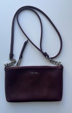 Borsa a tracolla Calvin Klein bordeaux zip tracolla staccabile foderata marsupio catena