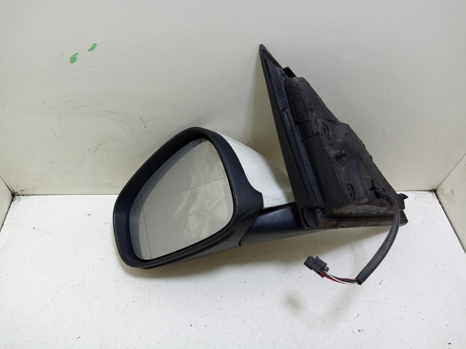 SPECCHIETTO RETROVISORE SINISTRO PER ALFA ROMEO Giulietta Serie (940_) 021081 (
