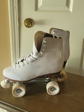 Chicago Skates Ladies Size 10 White Rollerskates Roller Skates Gently Used