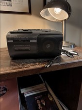 Vintage Sony CFM-10 Portable AM/FM Radio Cassette-Corder Boombox