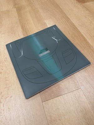 MCLAREN F1 ROADCAR SUPERCAR SOFTBACK SALES BROCHURE  GORDON MURRAY T50 GTR GT LM