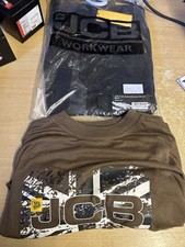JCB Heritage T-Shirt XXL, 42” Pantaloncini da Lavoro e 2 Cappellini