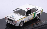 Lada 2105 Vfts #18 Rally Barum 1986 Blahna/Schovanek 1:43 Modell Ixo Model