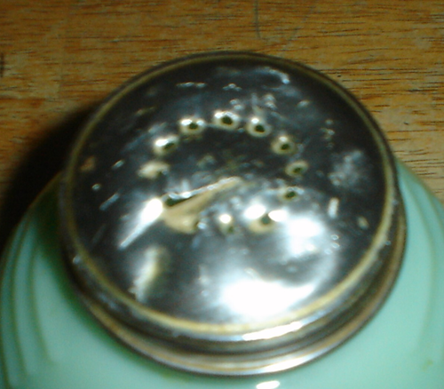 Coctelera de sal y pimienta de tulipán de vidrio verde jadeíta Art Deco vintage - Imagen 8 de 15