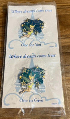 Disney Tinkerbell Pixie Dust ''Where Dreams Come True'' Pin - Set of 2
