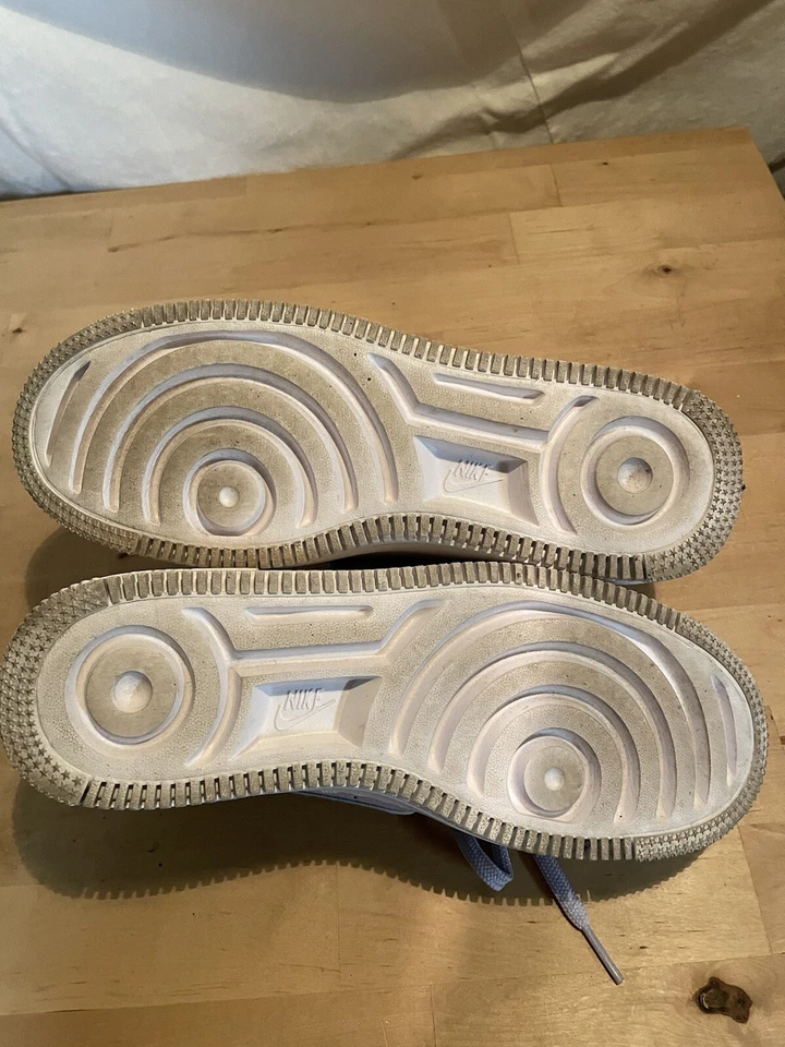 Nike Air Force 1 Sage púrpura bajo oxígeno con Foto 3 de 4