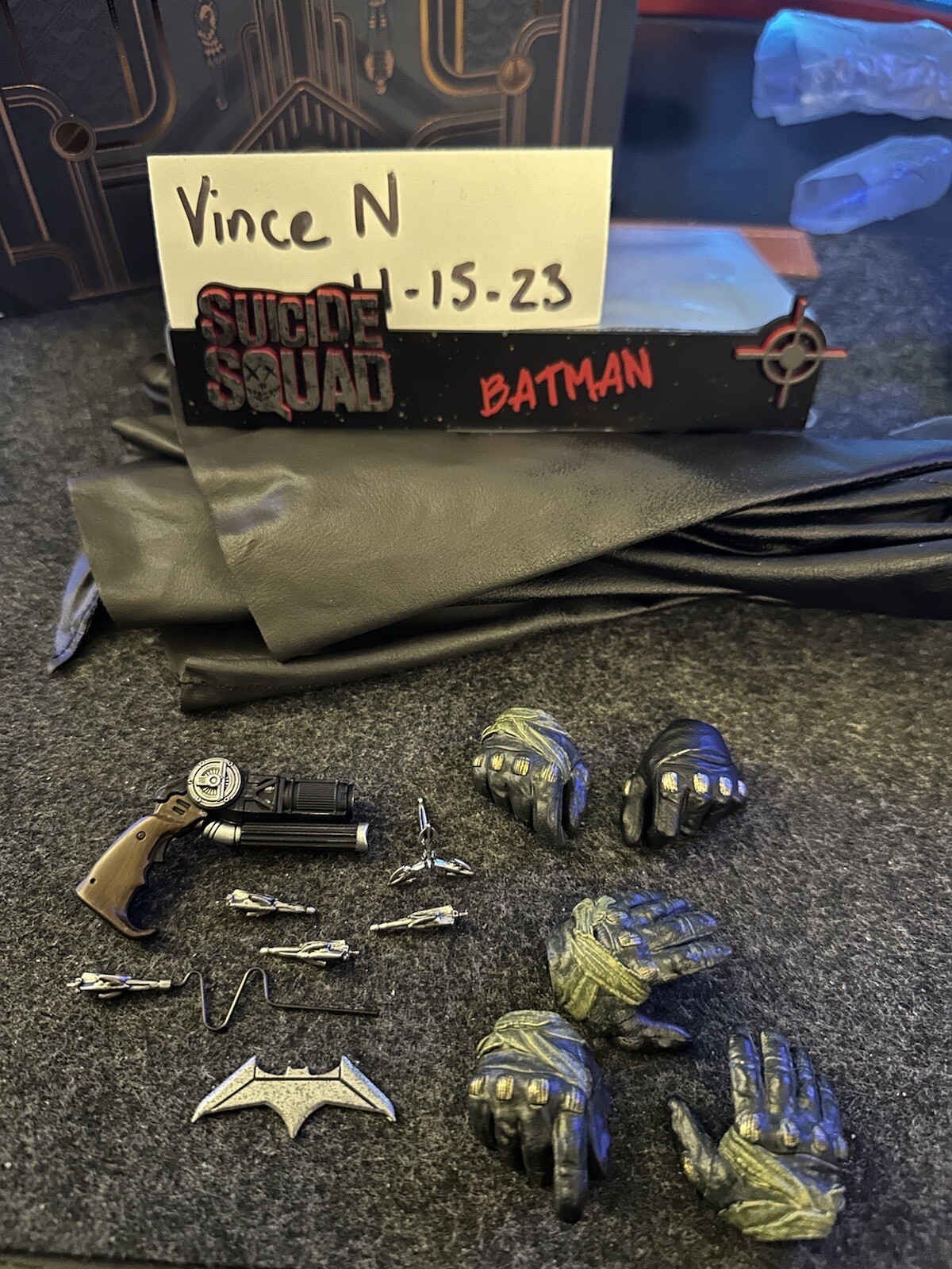 Hot Toys Batman Sixth Scale Action Figure