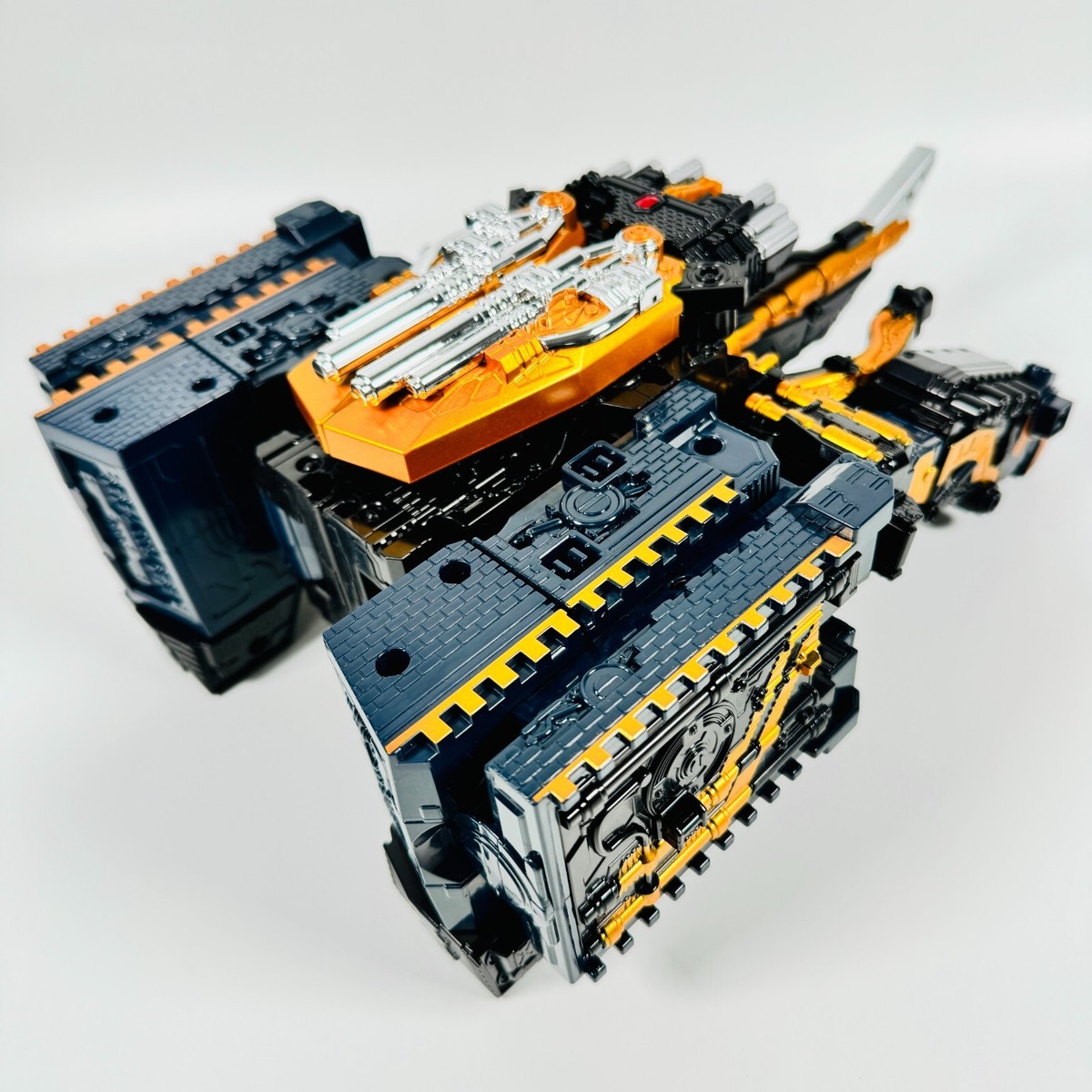 Power Rangers KingOhger DX King Caucasus Kabuto Guardian Weapon