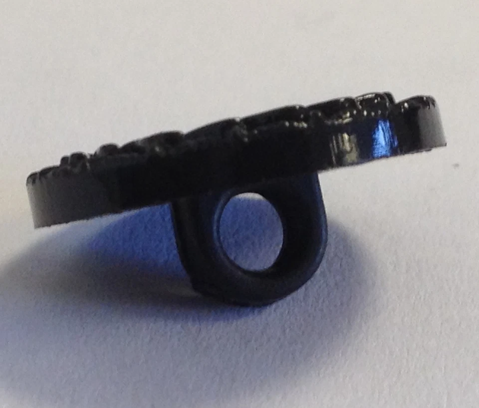 Black shank buttons Poppy Centres 15mm/18mm Pack sizes 10/20/50/100/500 - Image 3 of 4