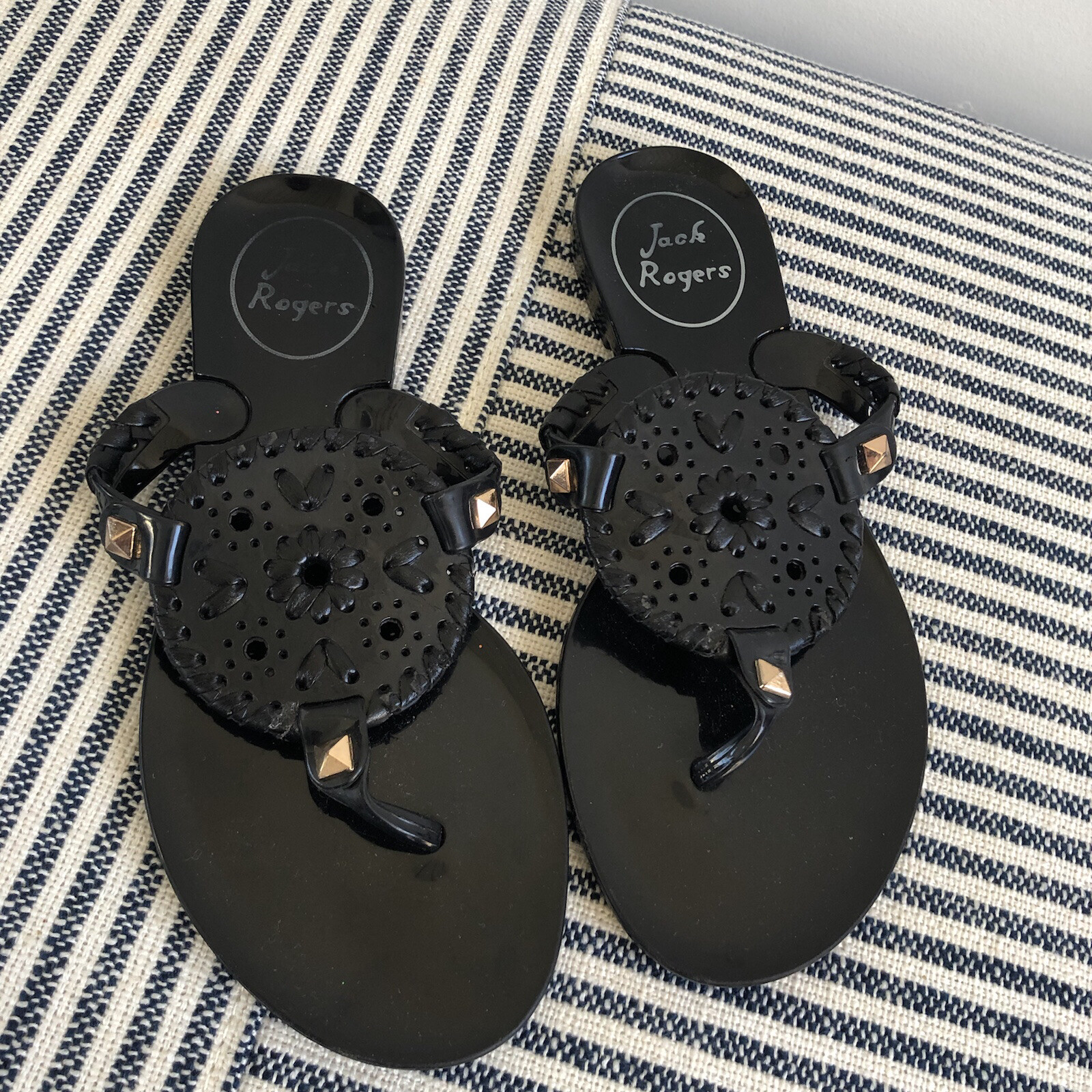 jack rogers black jelly sandals
