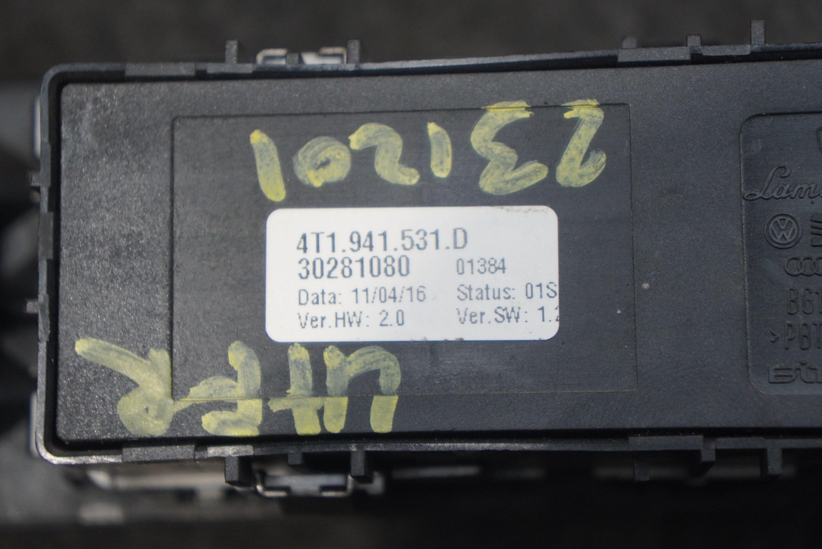 Dash Headlight Multi Switch Panel Light 4T1941531D OEM Lamborghini Huracan 2016