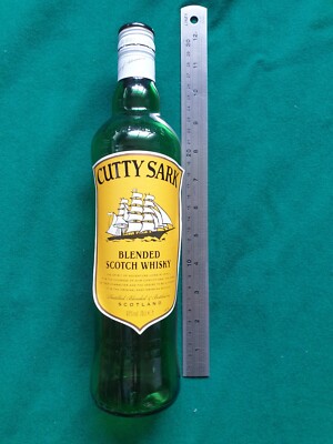 Cutty Sark WHISKYFLASCHE. 75cl. Sammlerstück. Sehr guter Zustand