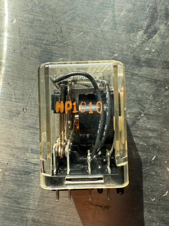 Tyco electronics KUP-17A19-120 5 amperios 1/3 HP Dispositivo clasificado Grupo de 10 relés Foto 3 de 4