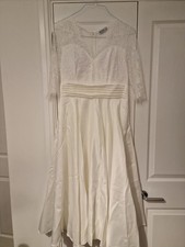Lace, Tea-length, white elegant Wedding dress, size (L) 12-14 new 