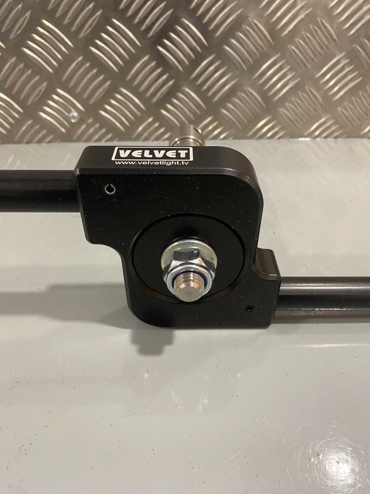 Velvet Pole Operated Yoke For VL2 With Plate And Screws VL2-Y-POLEOP Brand New 9