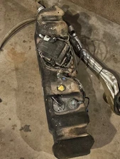 11-16 DURAMAX LML GMC SIERRA 2500 CHEVY SILVERADO DEF TANK PUMP EXHAUST FLUID