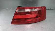 Feu arrière Audi V8