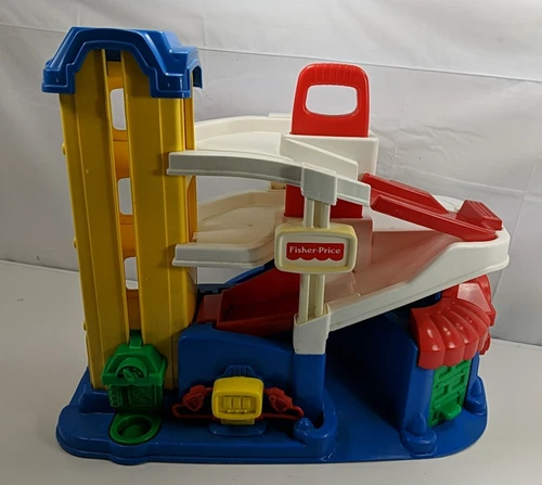 Vintage 1995 Fisher Price Little People Car Garage Parking Ramp Elevator