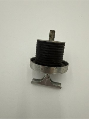 Moeller Easy Grip 1 1/2  Expansion Plug Easy Grip Oil Filler Cap 