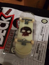 Glow in the dark GID Zero tech deck, ultra rare 1/1 2025 Series 57 New unopened 