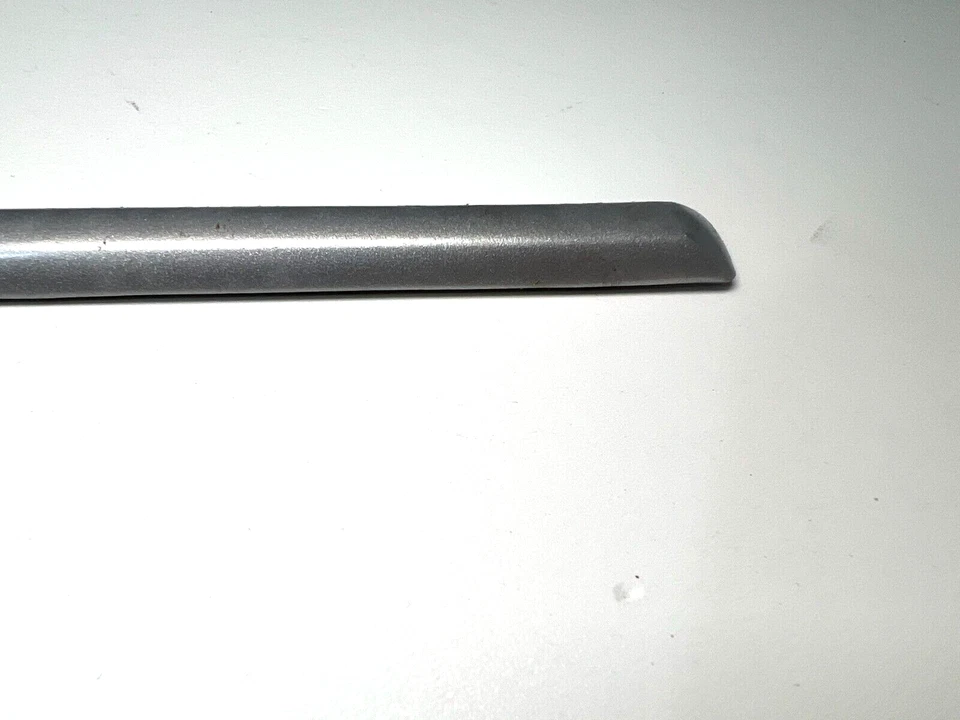 Moldura de puerta trasera Mopar 1DH74WS2AB para Dodge Caliber 2008-2009 Foto 3 de 4