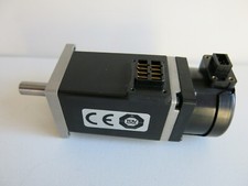  OMRON R88M-1M10030T SERVO MOTOR