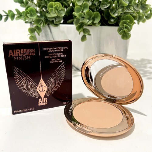 Charlotte Tilbury Airbrush Flawless Finish Powder - 0.28 oz 100% Authentic - Picture 3 of 6