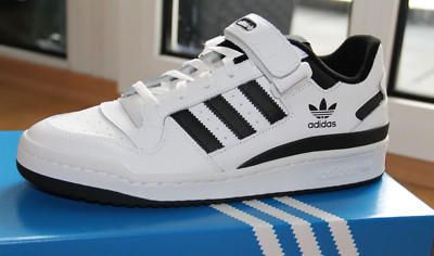 adidas SNEAKER FORUM LOW (FY7757) Gr.44 schwarz, weiß