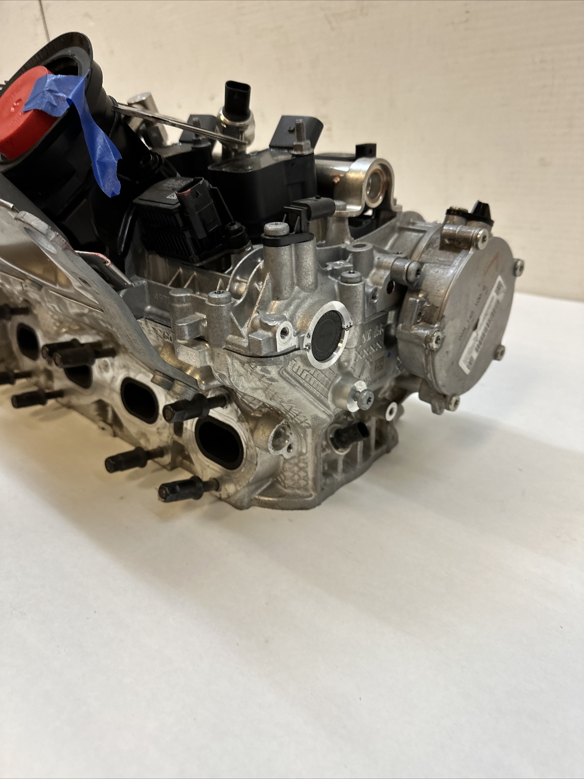 4.0L Twin Turbo V8 FSI Engine Head  641hp Lamborghini Urus 2019-22